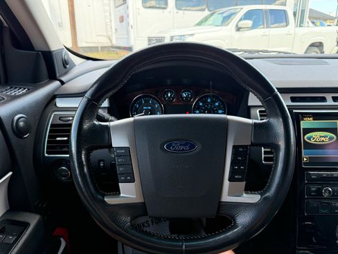 Used 2009 Ford Flex Limited image 15