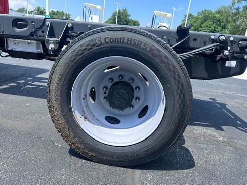 New 2024 Ford F550 4x4 SuperCab Super Duty image 8