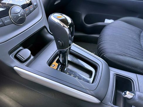 Used 2019 Nissan Sentra SV FWD image 26