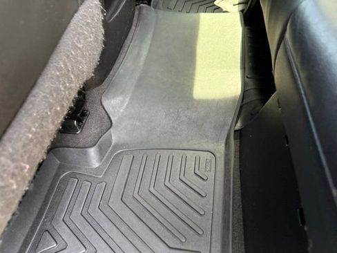Used 2019 Chevrolet Tahoe LT RWD image 63