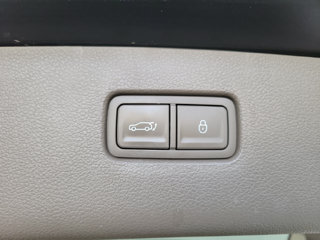 Used 2024 Genesis GV80 3.5T w/ Prestige Package AWD/4WD image 10