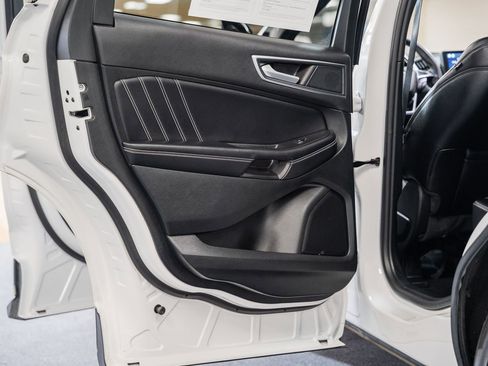 Used 2023 Ford Edge ST image 41