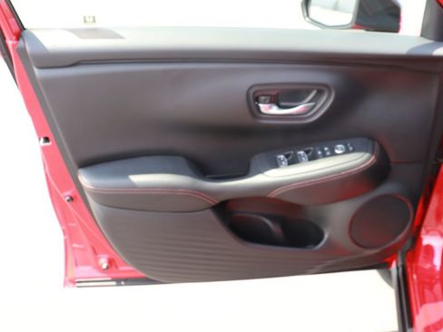 Used 2025 Honda HR-V Sport image 10