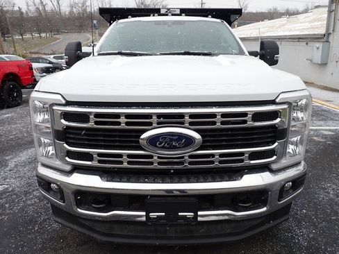New 2025 Ford F350 XL w/ XL Chrome Package image 10