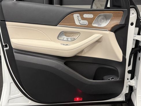 Certified 2026 Mercedes-Benz GLS 450 GLS 450 image 17
