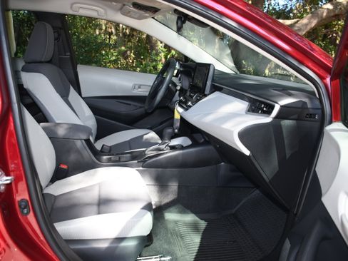 Certified 2024 Toyota Corolla LE image 19