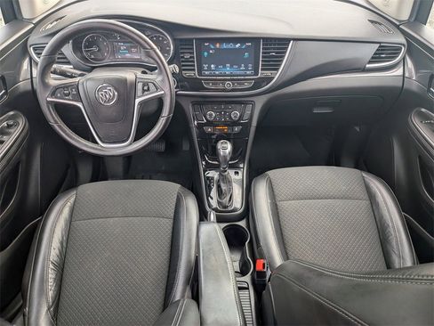 Used 2017 Buick Encore Preferred image 3