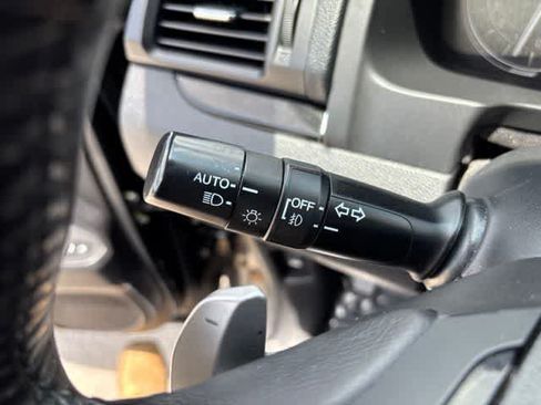 Used 2018 Honda Pilot Elite image 15
