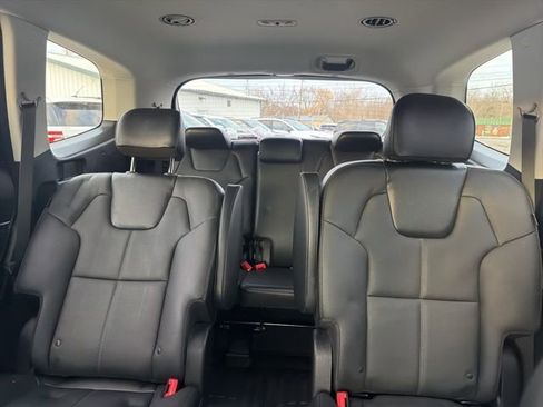 Certified 2024 Kia Telluride EX w/ EX Captain's Chair Package image 34
