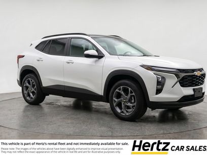Used 2025 Chevrolet Trax LT