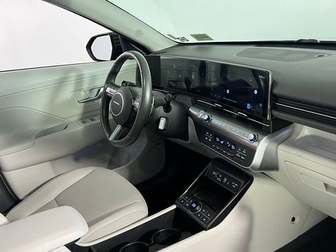 Used 2024 Hyundai Kona Limited image 35