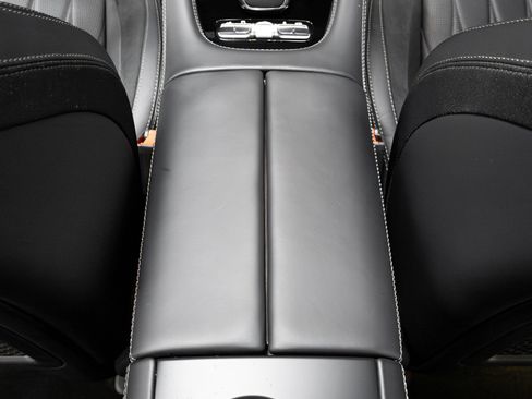 Used 2022 Mercedes-Benz GLS 63 AMG 4MATIC image 30