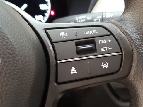 Certified 2026 Honda HR-V LX image 11