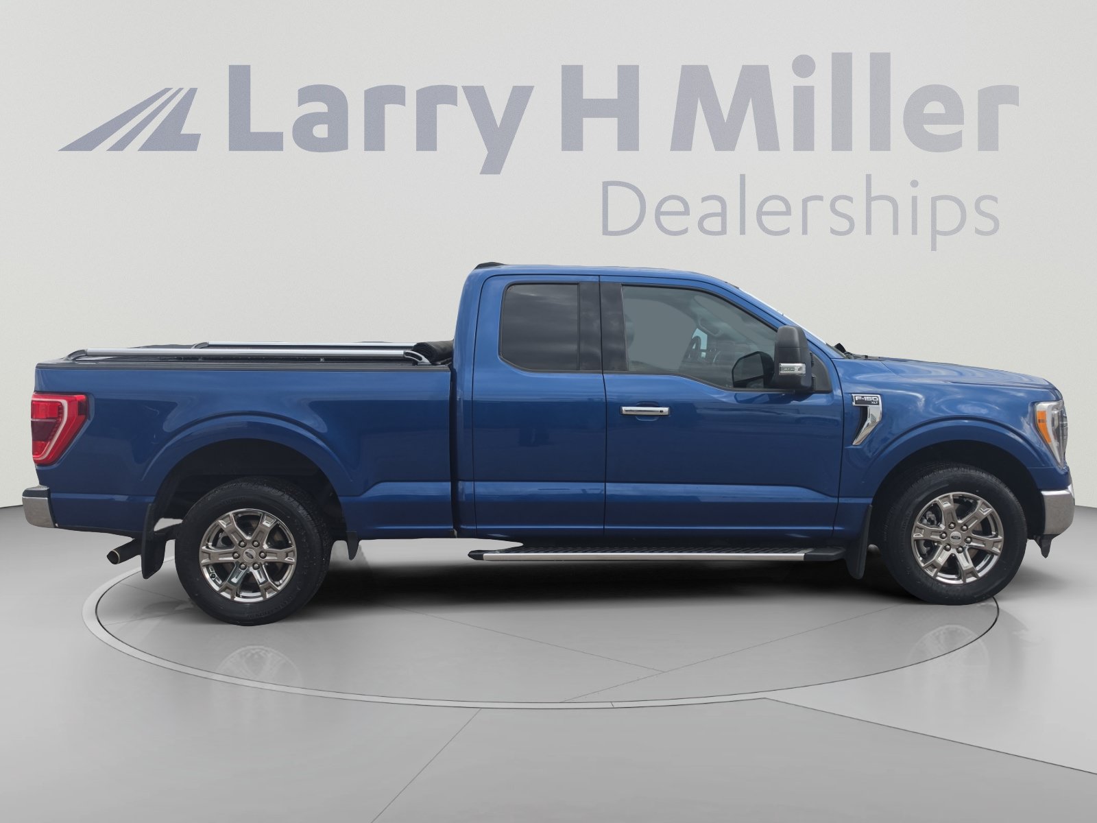 Used 2022 Ford F150 XLT w/ Equipment Group 302A High RWD image 6