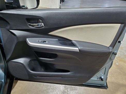 Used 2016 Honda CR-V EX-L image 17