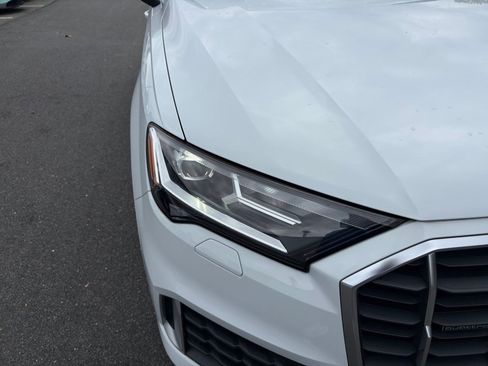 Used 2023 Audi Q7 2.0T Premium w/ Towing Package AWD/4WD image 24