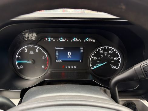 Used 2024 Ford F250 XLT w/ FX4 Off-Road Package AWD/4WD image 13