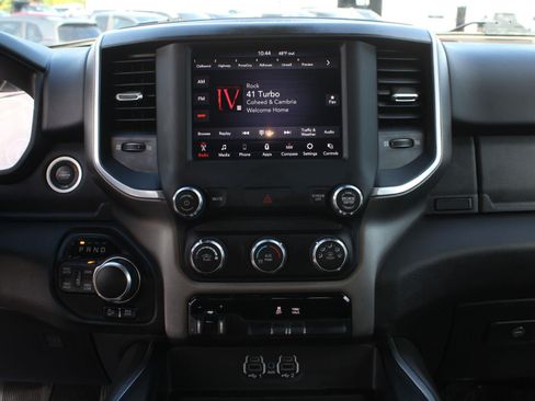 Used 2020 RAM 1500 Big Horn AWD/4WD image 12