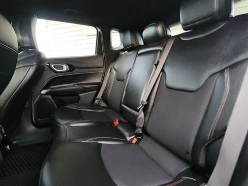 Used 2024 Jeep Compass Trailhawk image 45