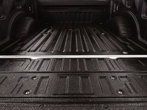 Used 2024 Ford F250 Lariat image 14