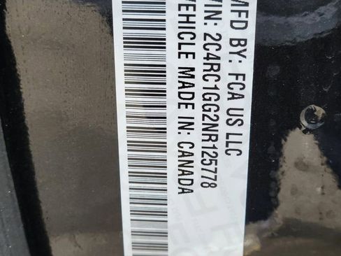 Used 2022 Chrysler Pacifica Limited image 31