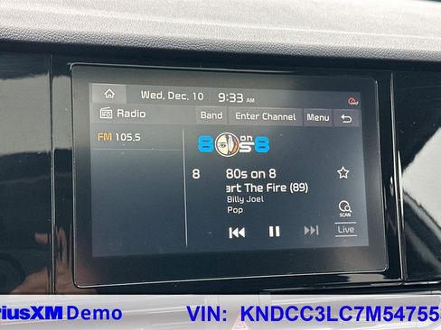 Used 2021 Kia Niro Touring image 35