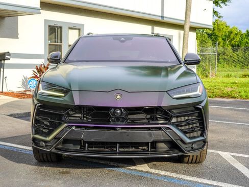 Used 2020 Lamborghini Urus AWD/4WD image 2