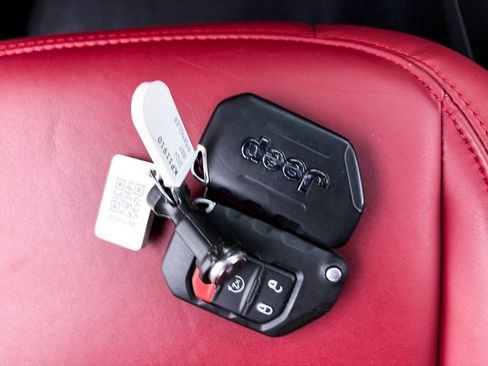 Used 2024 Jeep Wrangler Unlimited Rubicon 392 AWD/4WD image 41