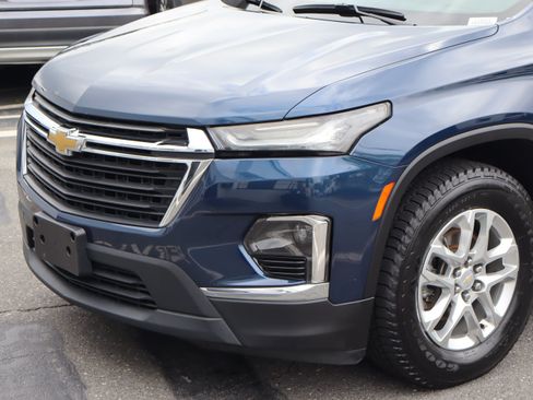 Used 2023 Chevrolet Traverse LS w/ Safety Package AWD/4WD image 6