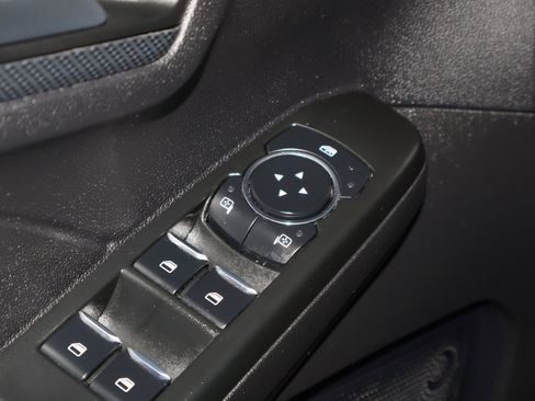 Used 2024 Ford Escape ST-Line image 34