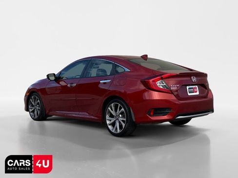 Used 2019 Honda Civic Touring image 5