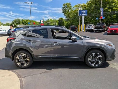 Used 2025 Subaru Crosstrek 2.5i Limited AWD/4WD image 2