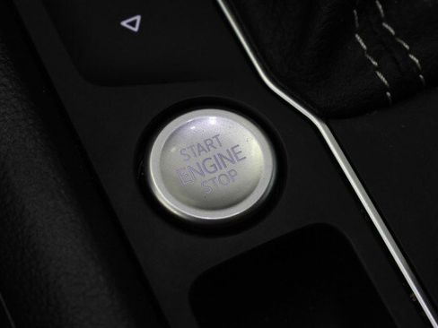 Used 2023 Volkswagen Atlas SEL AWD/4WD image 38