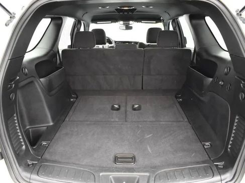 Used 2024 Dodge Durango SXT image 18