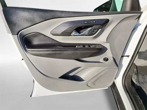 Used 2019 GMC Terrain SLT w/ Preferred Package image 13