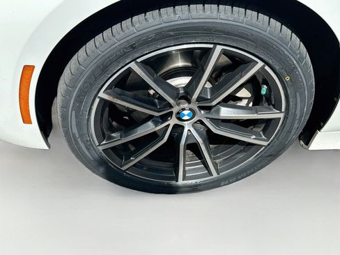 Used 2022 BMW 330i xDrive Sedan w/ Convenience Package AWD/4WD image 11