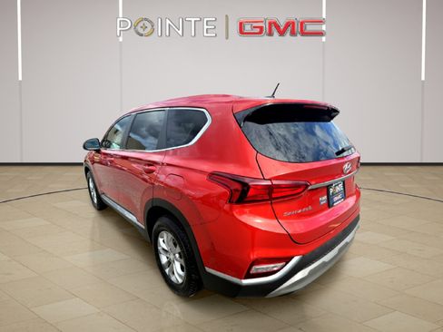 Used 2020 Hyundai Santa Fe SE w/ Cargo Package image 7