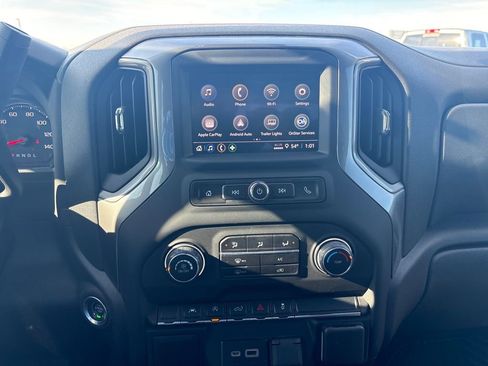 Used 2022 Chevrolet Silverado 1500 Custom image 23