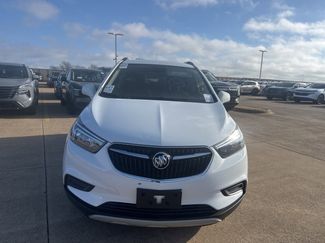 Used 2022 Buick Encore Preferred w/ Safety Package video 2