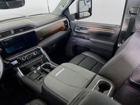 Certified 2025 GMC Sierra 2500 Denali w/ Denali Reserve Package image 22