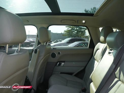 Used 2014 Land Rover Range Rover Sport HSE image 26