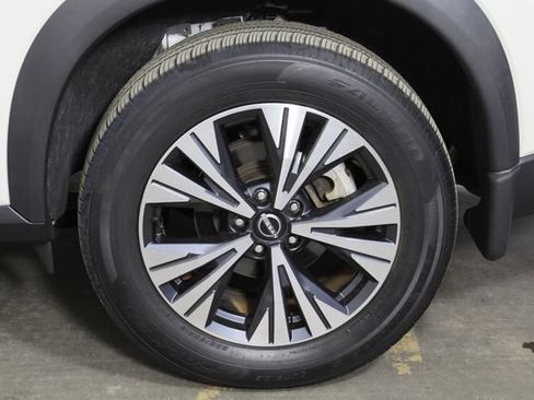 Used 2023 Nissan Rogue SV w/ SV Premium B Package FWD image 37