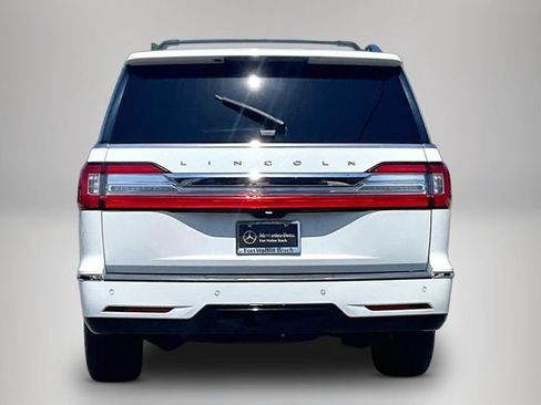 Used 2021 Lincoln Navigator Reserve w/ Luxury Package AWD/4WD image 5