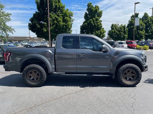 Used 2018 Ford F150 Raptor w/ Equipment Group 802A Luxury AWD/4WD image 6