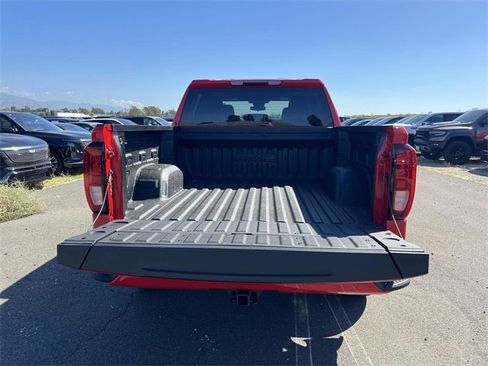 New 2026 GMC Sierra 1500 Elevation w/ LPO, Elevation Black Package image 27