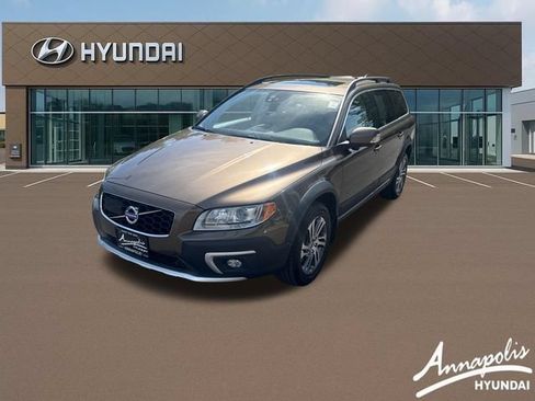 Used 2015 Volvo XC70 T5 Platinum FWD image 1