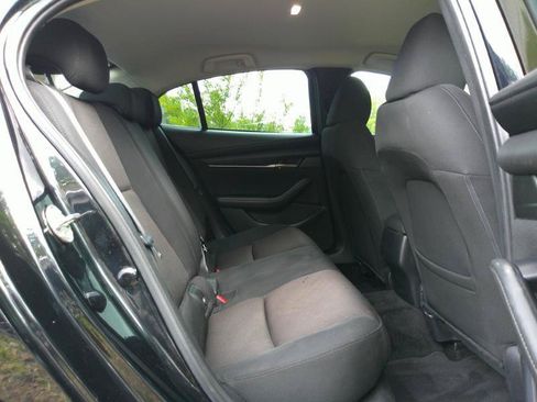 Used 2020 MAZDA MAZDA3 Sedan FWD image 20