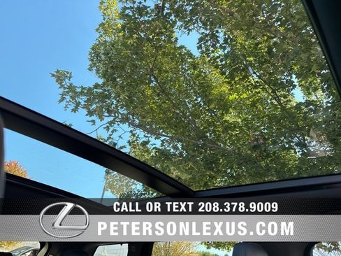 Used 2021 Land Rover Range Rover Sport SVR image 13