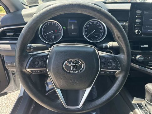 Used 2023 Toyota Camry LE w/ Convenience Package FWD image 16