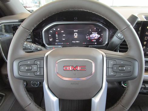 Used 2026 GMC Sierra 1500 SLE AWD/4WD image 37